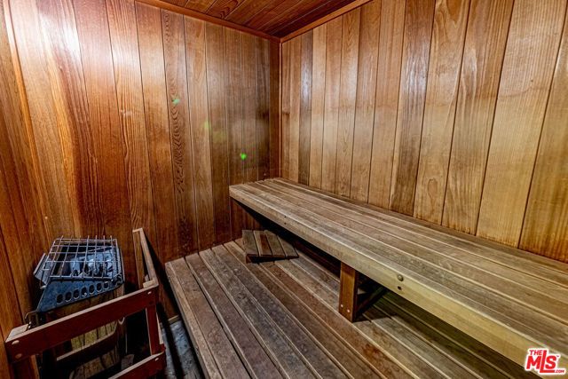 620 S Gramercy Place 229, Los Angeles, CA 90005