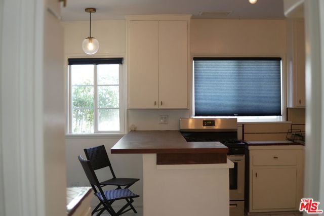 1016 Palm Avenue, West Hollywood, CA 90069