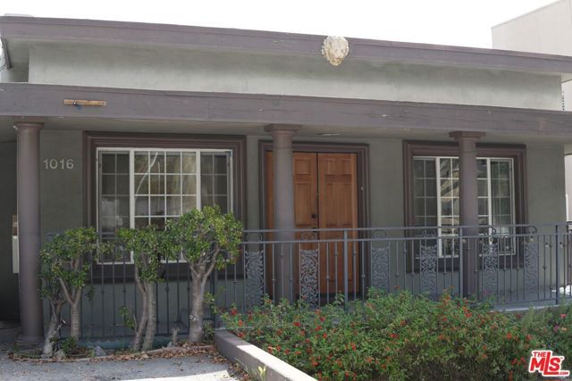 1016 Palm Avenue, West Hollywood, CA 90069