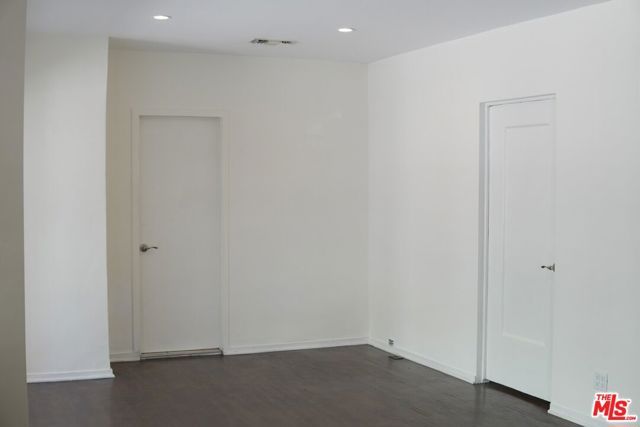 1016 Palm Avenue, West Hollywood, CA 90069