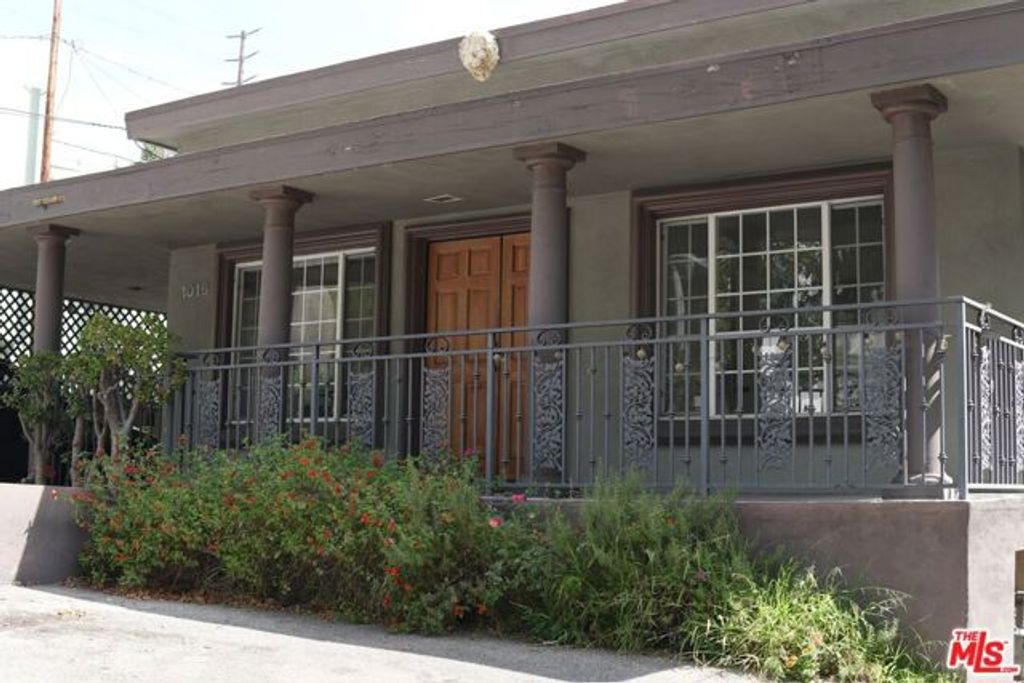 1016 Palm Avenue, West Hollywood, CA 90069