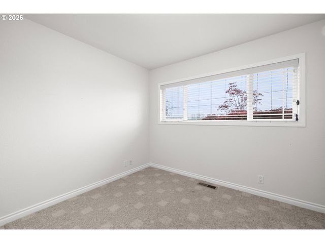 5720 SOLLIE SMITH Rd, Tillamook, OR 97141