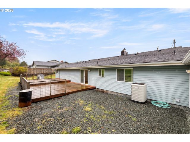 5720 SOLLIE SMITH Rd, Tillamook, OR 97141