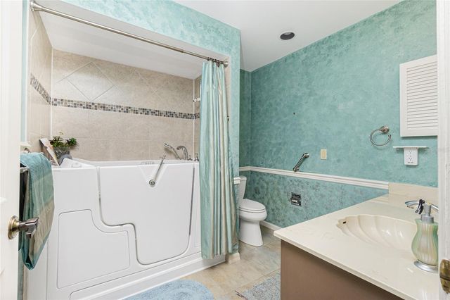 11409 SW COURTNEY DRIVE, Lake Suzy, FL 34269