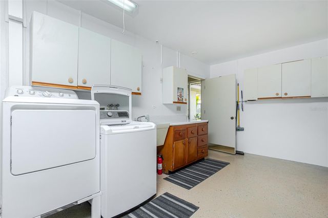 11409 SW COURTNEY DRIVE, Lake Suzy, FL 34269