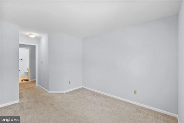 222 STEEPLECHASE CT, Woodbury, NJ 08096