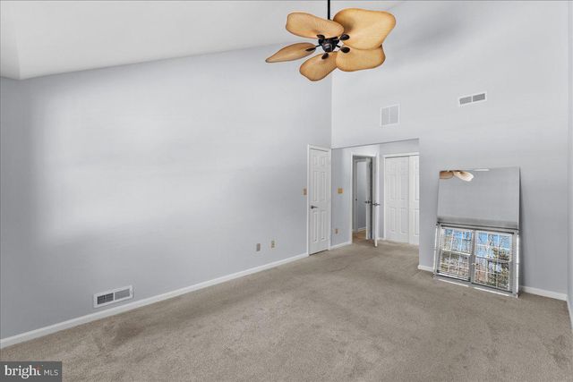 222 STEEPLECHASE CT, Woodbury, NJ 08096