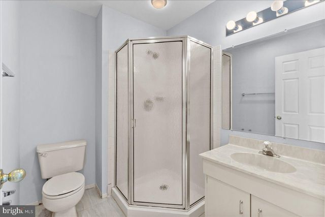 222 STEEPLECHASE CT, Woodbury, NJ 08096