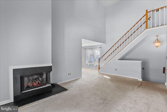 222 STEEPLECHASE CT, Woodbury, NJ 08096