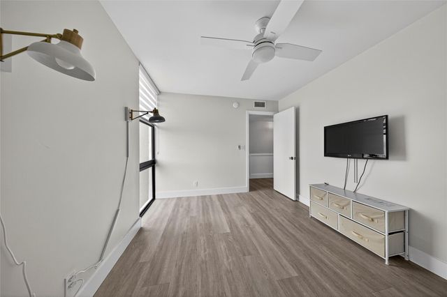 1629 Riverview Road 521, Deerfield Beach, FL 33441