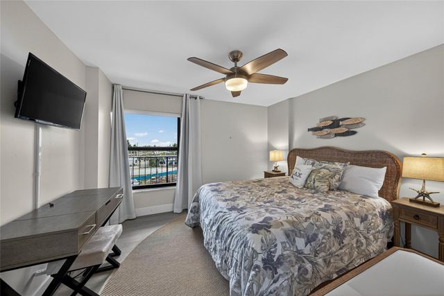 1629 Riverview Road 521, Deerfield Beach, FL 33441