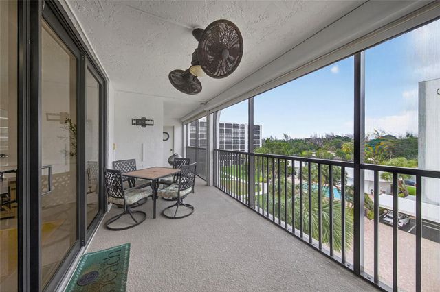 1629 Riverview Road 521, Deerfield Beach, FL 33441