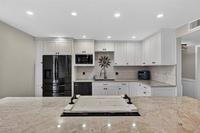 1629 Riverview Road 521, Deerfield Beach, FL 33441