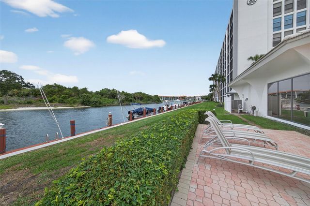 1629 Riverview Road 521, Deerfield Beach, FL 33441