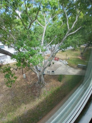 5880 38TH AVENUE N 304, St Petersburg, FL 33710