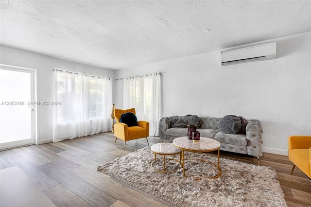 821 84th Street, Miami Beach, FL 33141
