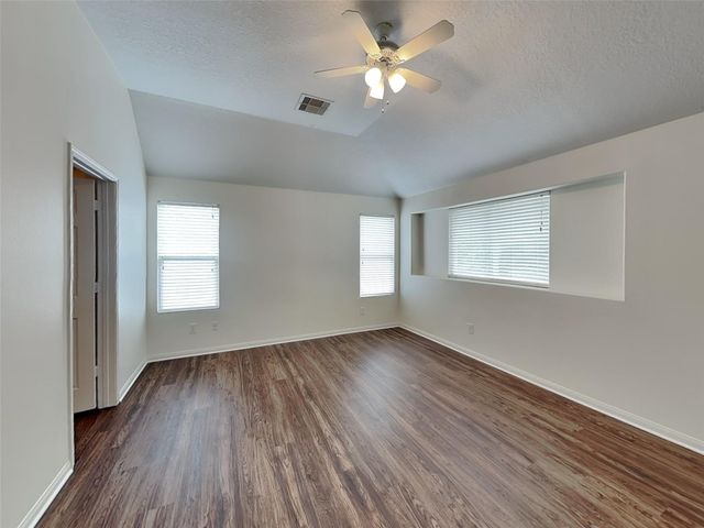 3631 Barkers Crossing Avenue, Houston, TX 77084