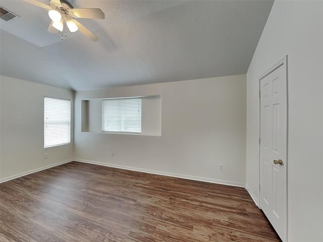 3631 Barkers Crossing Avenue, Houston, TX 77084