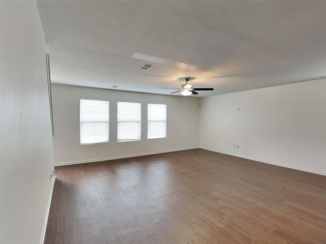 3631 Barkers Crossing Avenue, Houston, TX 77084
