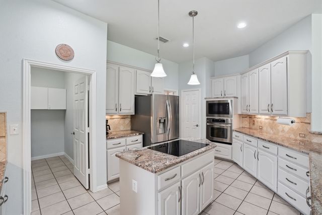 1827 Windsong Circle, Keller, TX 76248