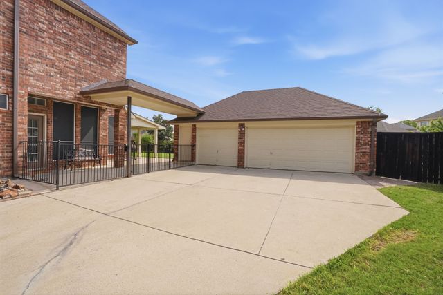 1827 Windsong Circle, Keller, TX 76248