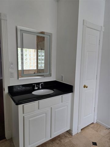 12018 Mckinney Falls Lane, Sugar Land, TX 77498