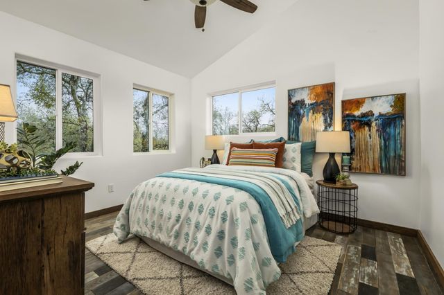 16175 Mackinaw Way, Grass Valley, CA 95949