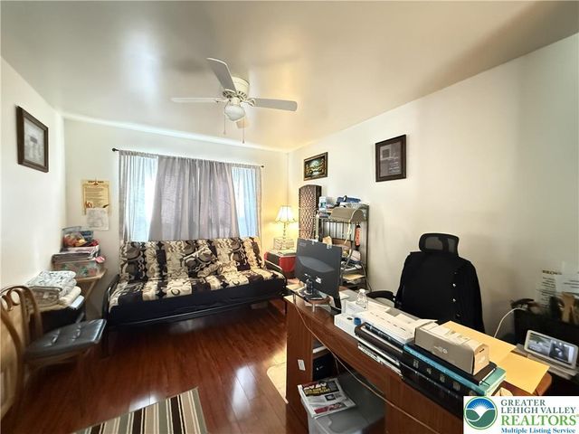 48 Blackfoot Trail, Penn Forest Twp, PA 18210