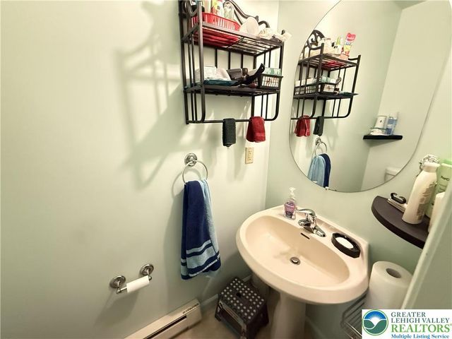 48 Blackfoot Trail, Penn Forest Twp, PA 18210