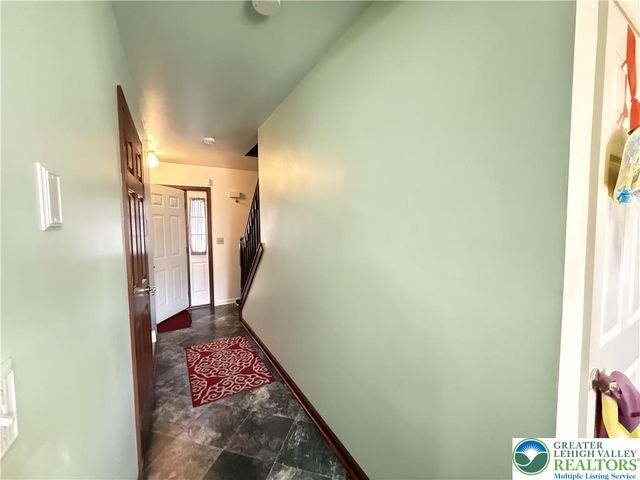 48 Blackfoot Trail, Penn Forest Twp, PA 18210