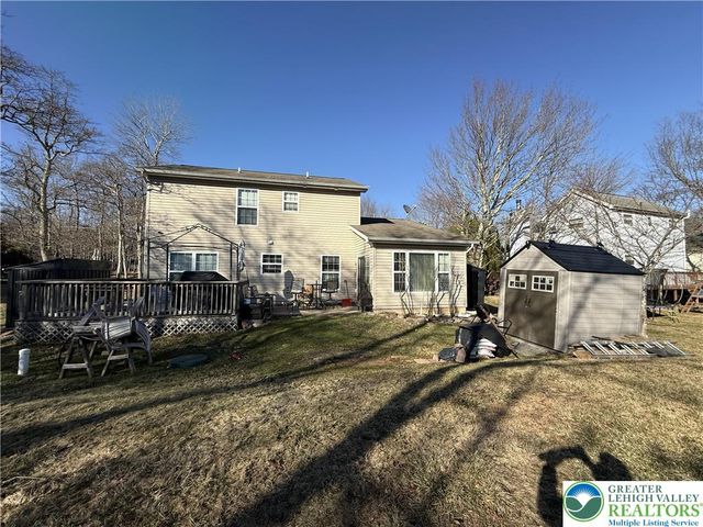 48 Blackfoot Trail, Penn Forest Twp, PA 18210