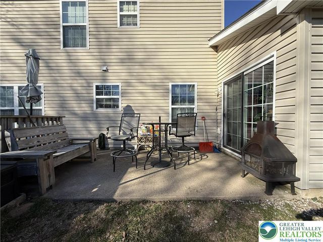 48 Blackfoot Trail, Penn Forest Twp, PA 18210