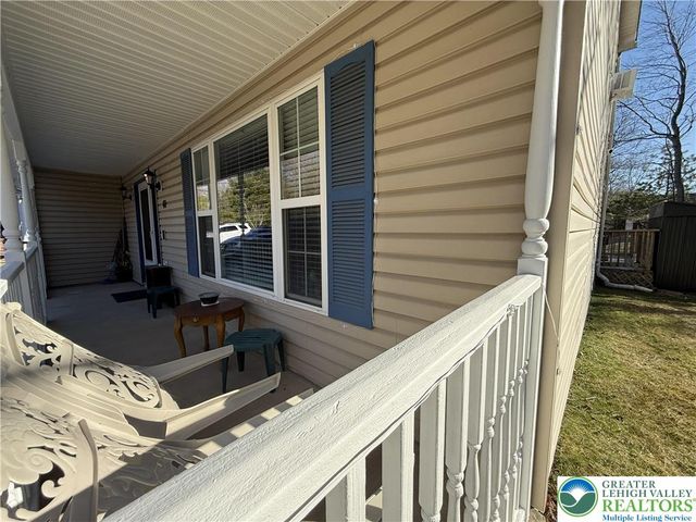 48 Blackfoot Trail, Penn Forest Twp, PA 18210