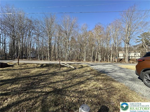48 Blackfoot Trail, Penn Forest Twp, PA 18210