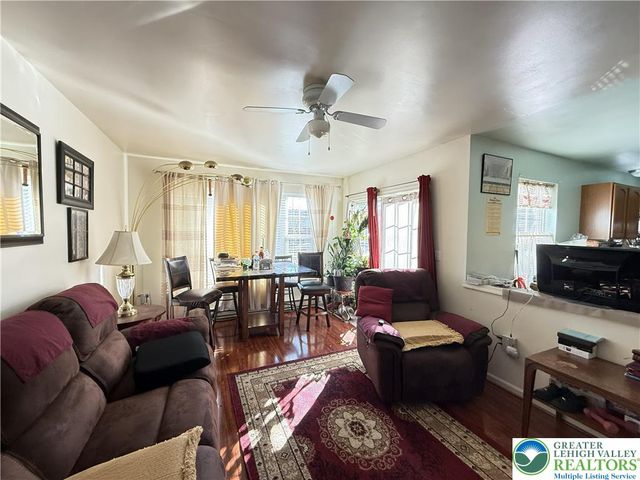 48 Blackfoot Trail, Penn Forest Twp, PA 18210