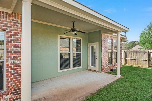 9672 Heron Springs Drive, Shreveport, LA 71106