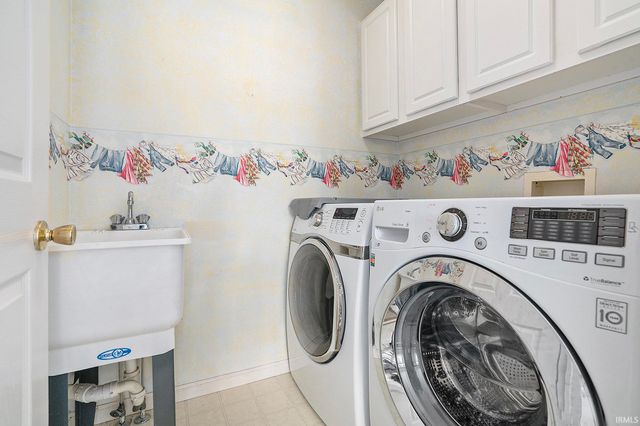 3815 Saint Andrews Place, Elkhart, IN 46517