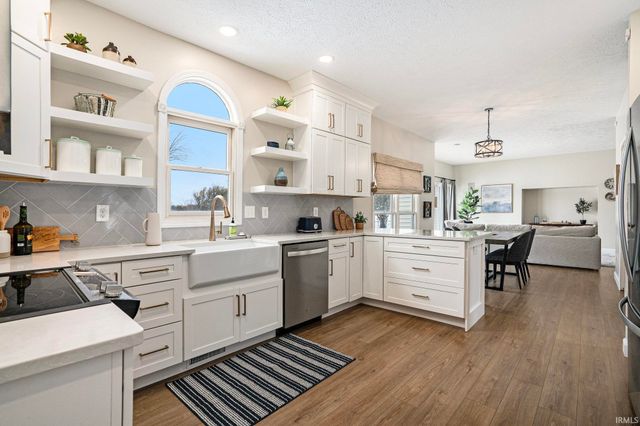 3815 Saint Andrews Place, Elkhart, IN 46517