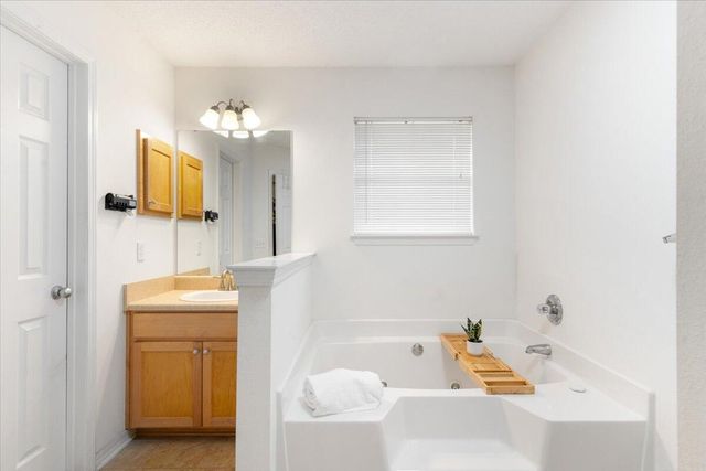 210 Citadel Lane, Crestview, FL 32539