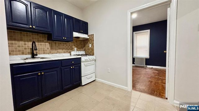 302 3rd Street 304, East Newark, NJ 07029