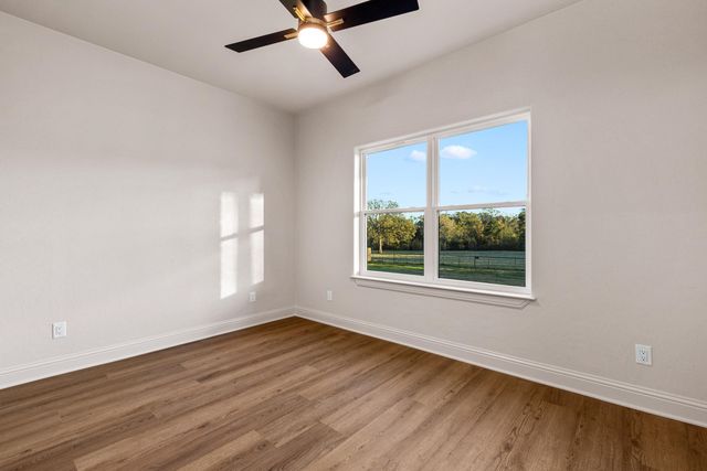 258 Andres Ln, Kilgore, TX 75662