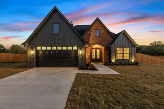258 Andres Ln, Kilgore, TX 75662