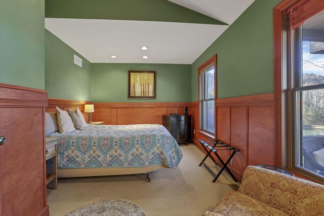 25873 Big Pine Road, Rockbridge, OH 43149