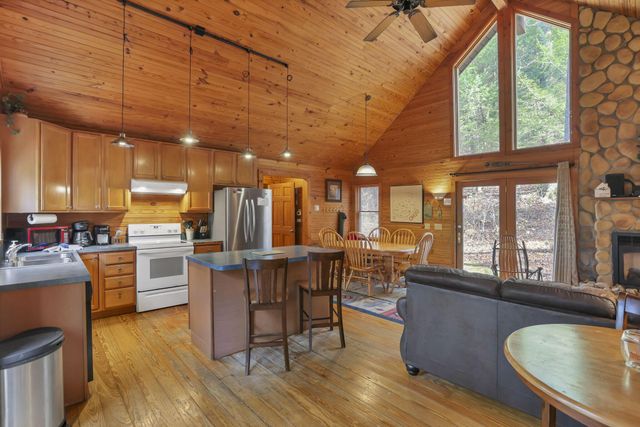 25873 Big Pine Road, Rockbridge, OH 43149