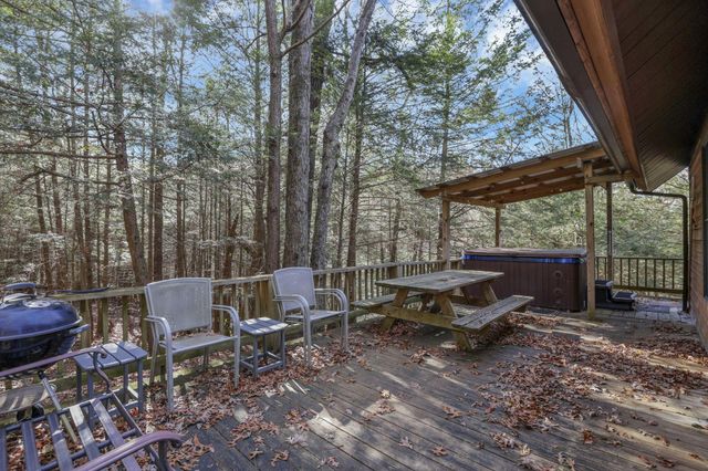 25873 Big Pine Road, Rockbridge, OH 43149