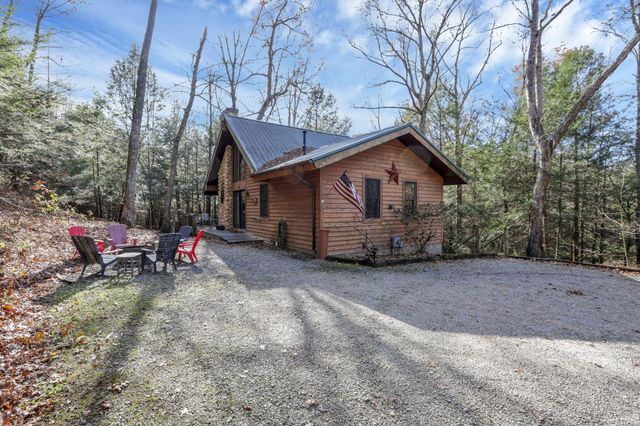 25873 Big Pine Road, Rockbridge, OH 43149