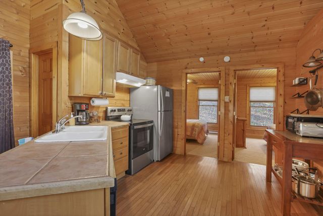 25873 Big Pine Road, Rockbridge, OH 43149