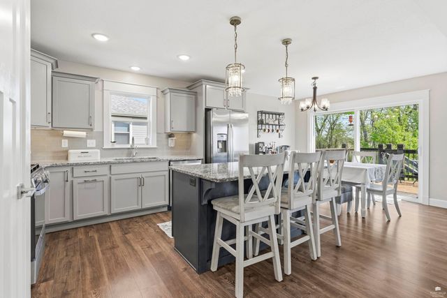 9674 Heather Lane, Manhattan, KS 66502