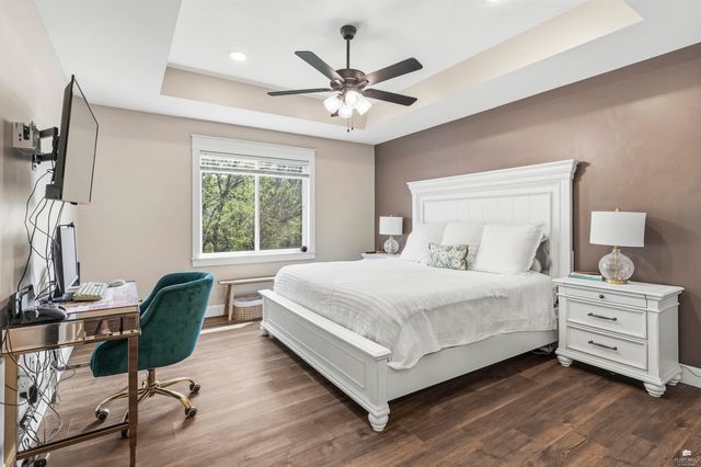 9674 Heather Lane, Manhattan, KS 66502