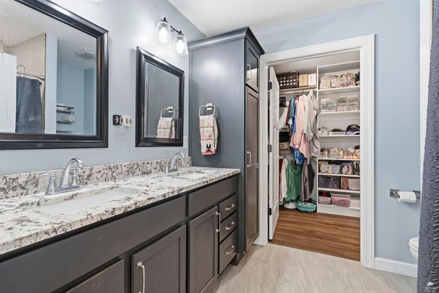 9674 Heather Lane, Manhattan, KS 66502